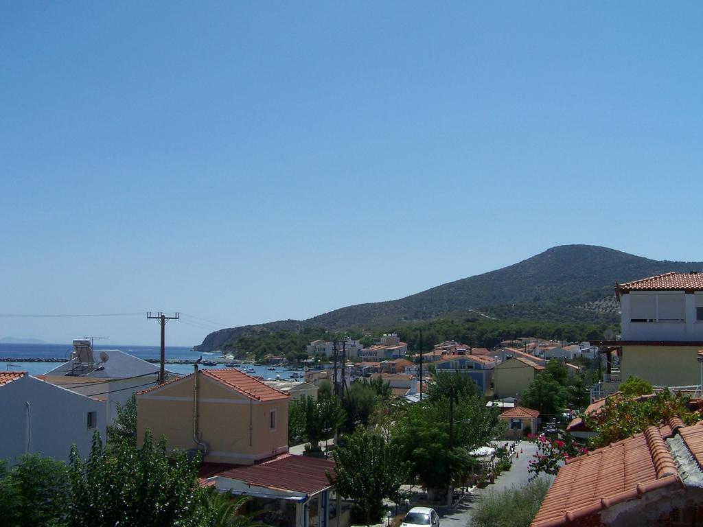 Hotel Karin & Nikos Ireo Exterior foto